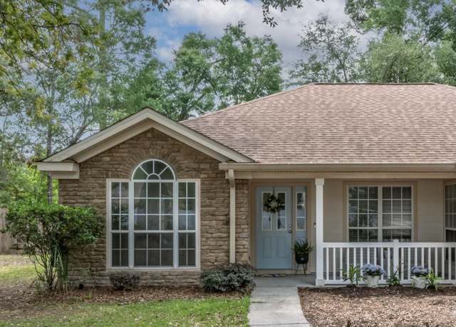 Property at 29 Bridle Gate Dr, Crawfordville, FL 32327, 4 beds, 2 baths