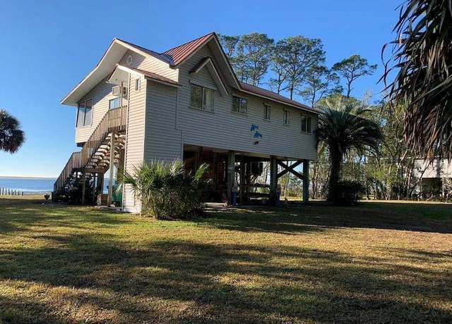 Property at 2538 Highway 98, Carrabelle, FL 32323, 3 beds, 2 baths