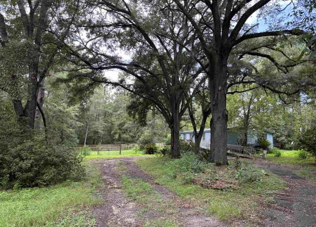 Property at 208 Robin Rd, Monticello, FL 32344, 3 beds, 2 baths