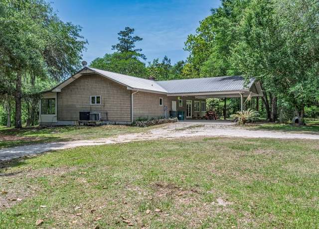 Property at 881 Hickory Hammock Rd, Carrabelle, FL 32322, 3 beds, 2 baths