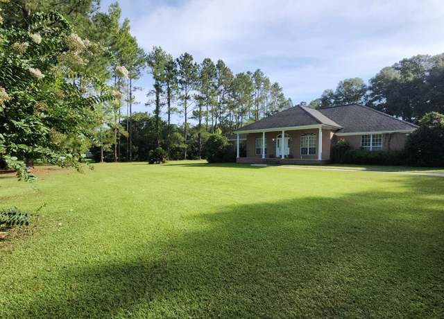 Property at 6152 Pickwick Rd, Tallahassee, FL 32309, 4 beds, 3 baths
