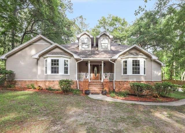 Property at 8613 Heartwood Ct, Tallahassee, FL 32312, 4 beds, 3.5 baths