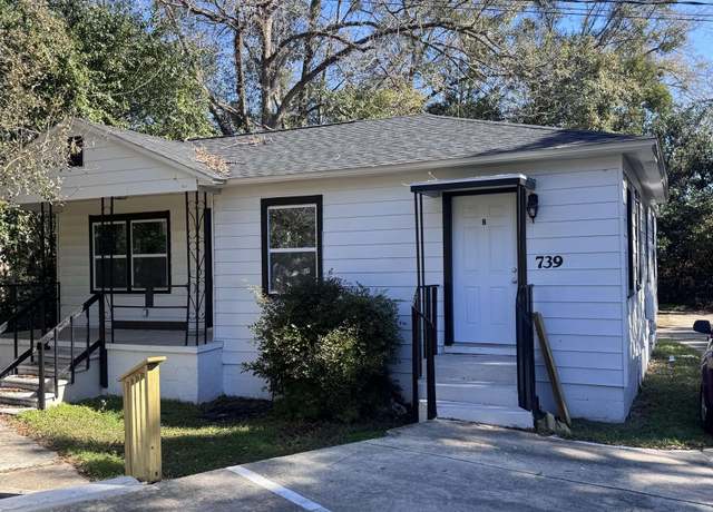 Property at 733- 739 California St Unit 733 - 739, Tallahassee, FL 32304, 8 beds, 8 baths