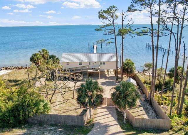 Property at 2120 Hwy 98 West, Carrabelle, FL 32322, 3 beds, 2 baths