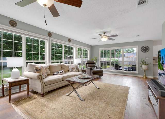 Property at 5313 Ben Brush Trl, Tallahassee, FL 32309, 3 beds, 2 baths