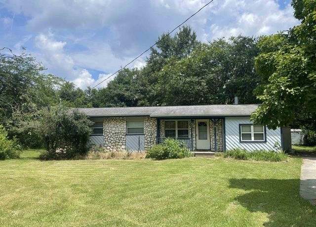 Property at 432 Margaret Ct, Tallahassee, FL 32301, 3 beds, 2 baths