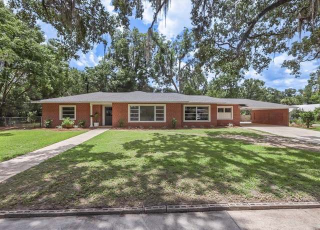 Property at 1205 E Pearl St, Monticello, FL 32344, 3 beds, 2.5 baths