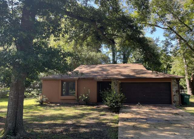 Property at 3251 Black Gold Trl, Tallahassee, FL 32309, 3 beds, 2 baths