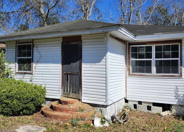 Property at 315 SE 1st St, Havana, FL 32333, 3 beds, 1 bath