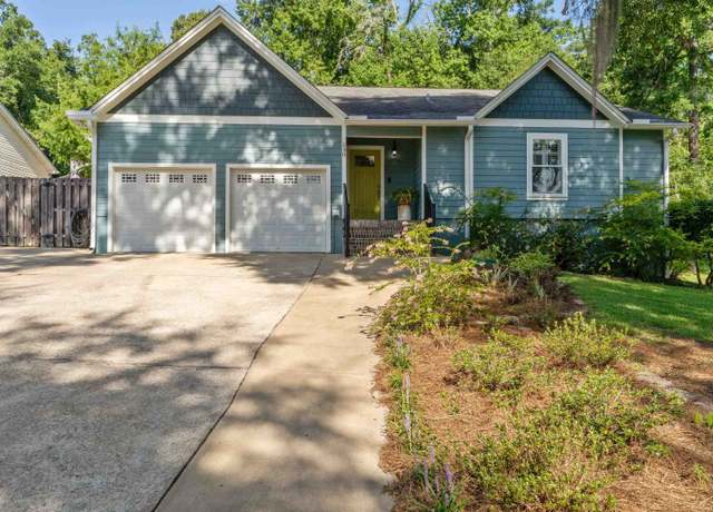 Property at 540 Forest Green Dr, Tallahassee, FL 32308, 3 beds, 2 baths