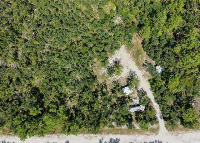 Property at 3430 N Woodland Dr, Perry, FL 32348