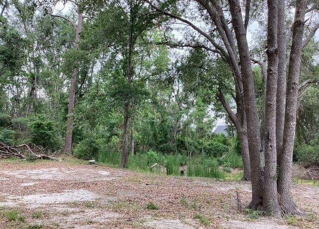 Property at 317 SE Centerwood Ln, Lee, FL
