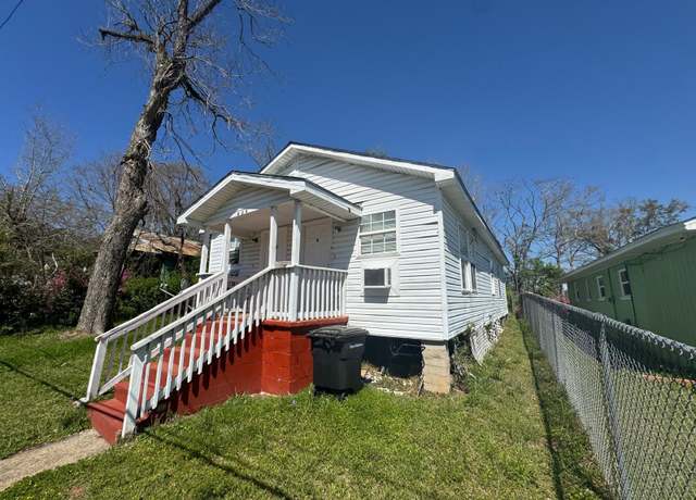 Property at 824 Golden St Unit A and B, Tallahassee, FL 32304, 2 beds, 2 baths
