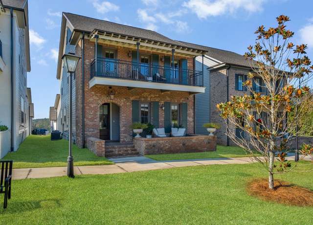 Property at 3014 Gentilly St, Tallahassee, FL 32312, 4 beds, 2.5 baths