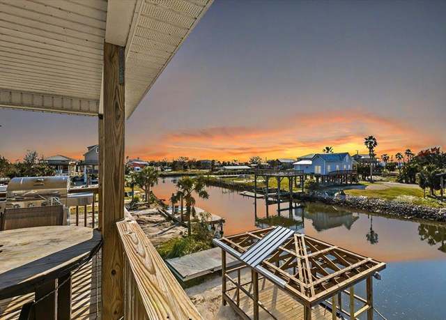 Property at 20429 Marina Rd, Keaton Beach, FL 32348, 3 beds, 2 baths