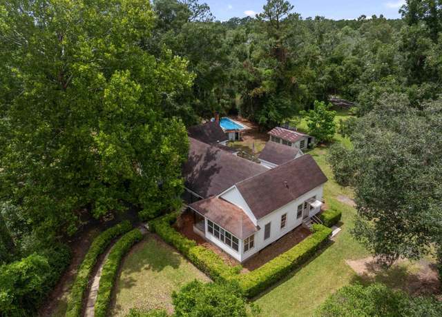 Property at 4890 Chaires Cross Rd, Tallahassee, FL 32317, 7 beds, 3 baths