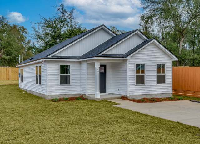Property at 65 Sioux Trl, Crawfordville, FL 32327, 3 beds, 2 baths