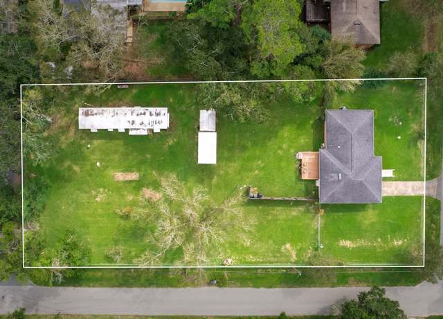 Property at 1939 Gloria Dr, Tallahassee, FL 32303, 3 beds, 2 baths
