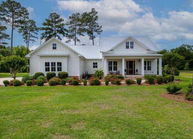 Property at 7845 Broomsage Pl, Tallahassee, FL 32309, 3 beds, 2.5 baths