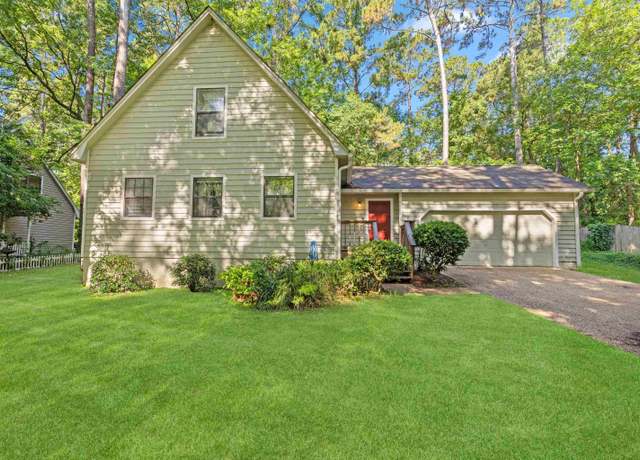 Property at 3608 Little Fox Ln, Tallahassee, FL 32312, 3 beds, 2 baths