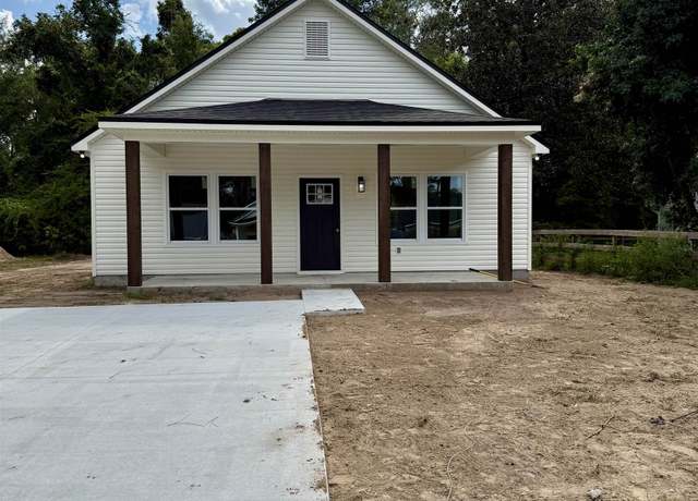 Property at 6 Graham Trl, Crawfordville, FL 32327, 3 beds, 2 baths