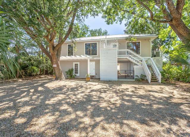 Property at 35 Sunrise Ln, Panacea, FL 32346, 2 beds, 2 baths