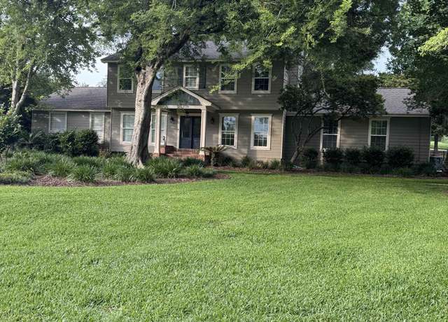 Property at 3863 Moriarity Ct, Tallahassee, FL 32309, 4 beds, 3.5 baths