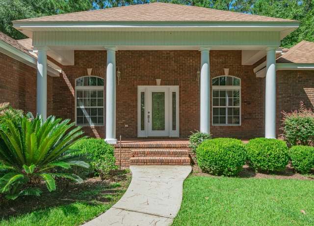 Property at 3219 Horseshoe Trl, Tallahassee, FL 32312, 4 beds, 3 baths