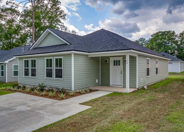 Property at 27 Spokan Trl, Crawfordville, FL 32327, 4 beds, 2 baths
