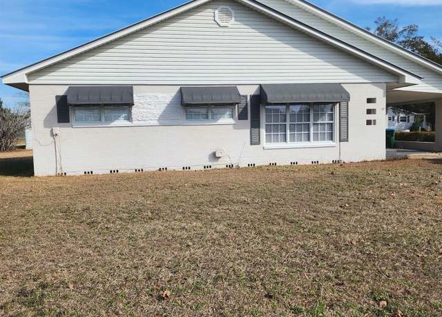 Property at 12770 NW Myers Ann St, Bristol, FL 32321, 4 beds, 2 baths