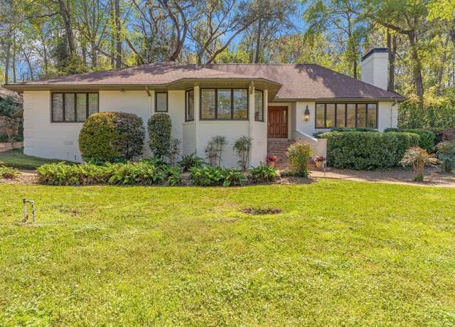 Property at 2570 Noble Dr, Tallahassee, FL 32308, 4 beds, 2.5 baths