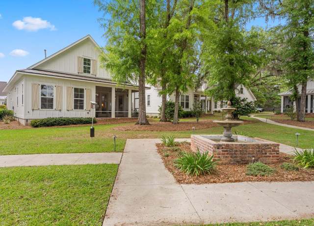 Property at 309 Dahlonega Dr, Tallahassee, FL 32308, 3 beds, 3 baths