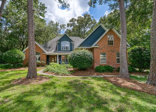 Property at 215 Thornberg Dr, Tallahassee, FL 32312, 4 beds, 3.5 baths