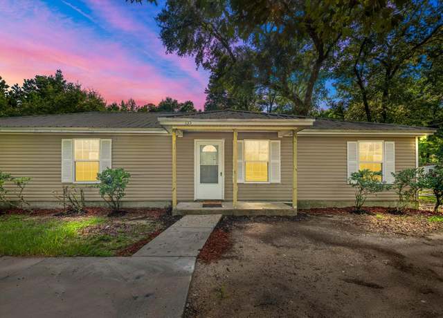 Property at 135 Ball Farm Rd, Quincy, FL 32352, 5 beds, 2 baths
