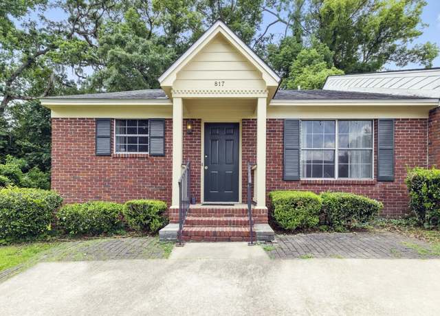 Property at 817 Jamestown Ct, Tallahassee, FL 32308, 2 beds, 2 baths