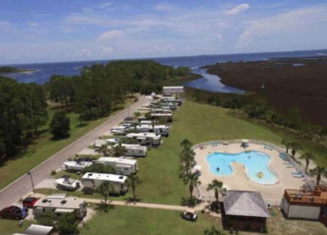 Property at 327 East Pass Lndg, Carrabelle, FL 32322
