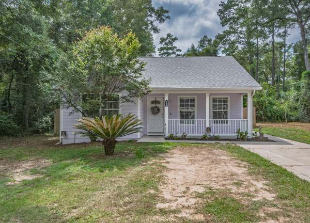 Property at 228 Chicopee Rd, Crawfordville, FL 32327, 2 beds, 2 baths