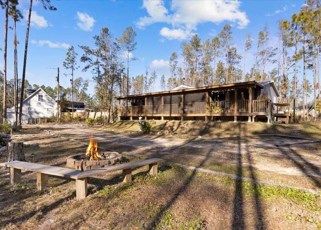 Property at 1309 NE Sugar Hill Ln, Steinhatchee, FL 32359, 3 beds, 2 baths
