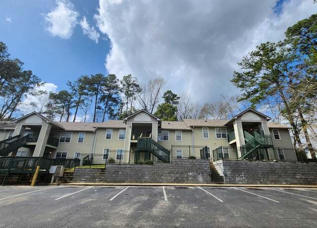 Property at 1100 Green Tree Ct Unit C, Tallahassee, FL 32304, 3 beds, 2 baths