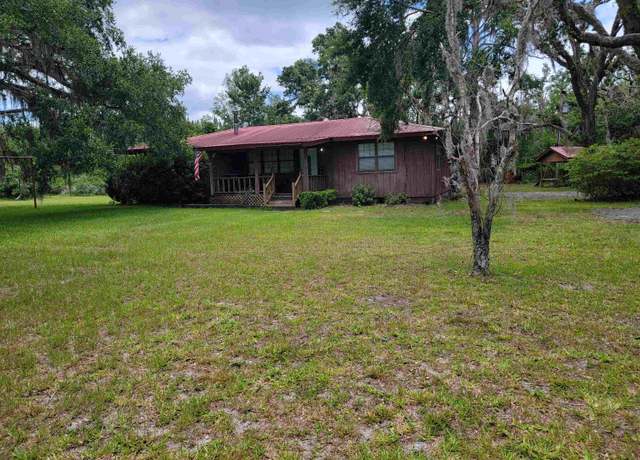 Property at 14474 Beach Rd, Perry, FL 32348, 5 beds, 2 baths
