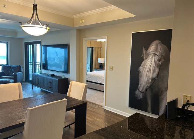Property at 121 N Monroe St #8007, Tallahassee, FL 32301, 2 beds, 2.5 baths
