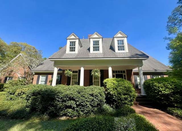 Property at 181 W Rosehill Dr, Tallahassee, FL 32312, 4 beds, 3 baths