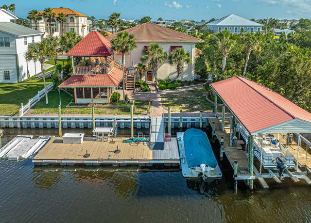 Property at 92 Royster Dr, Crawfordville, FL 32327, 3 beds, 3 baths