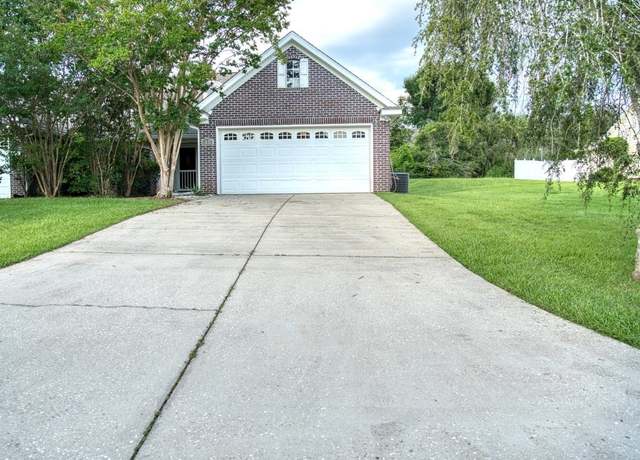 Property at 1023 Kingdom Dr, Tallahassee, FL 32311, 3 beds, 2 baths