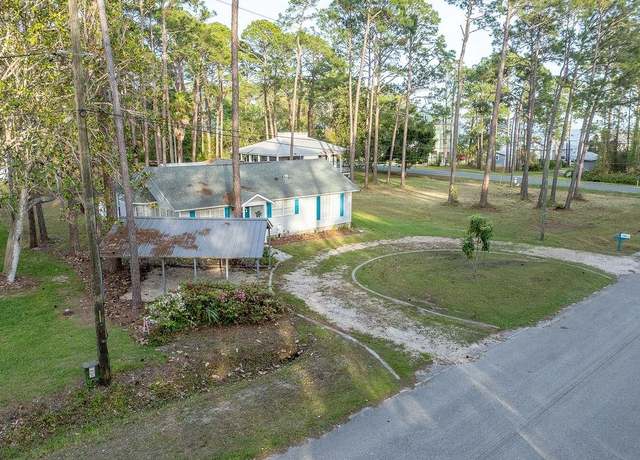 Property at 107 Infield Dr, Carrabelle, FL 32322, 3 beds, 2 baths