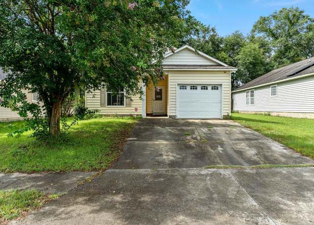 Property at 762 Brooke Manor Dr, Tallahassee, FL 32311, 3 beds, 2 baths