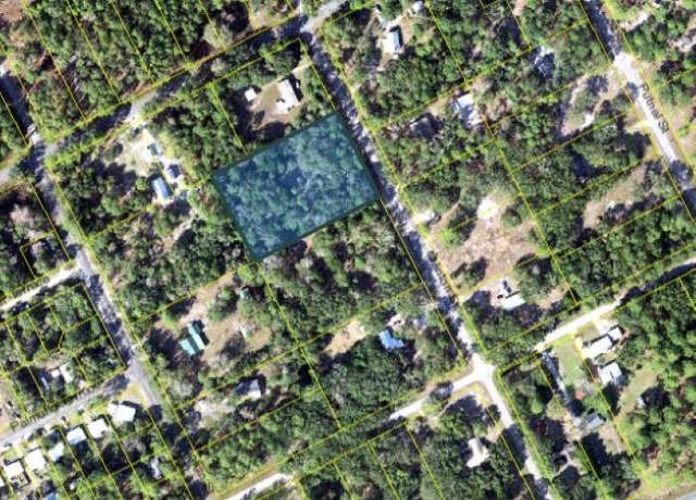 Property at 150 Hinton St, Carrabelle, FL 32322