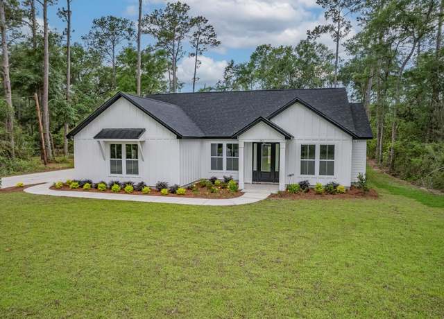 Property at 180 Oak St, Crawfordville, FL 32327, 4 beds, 2 baths