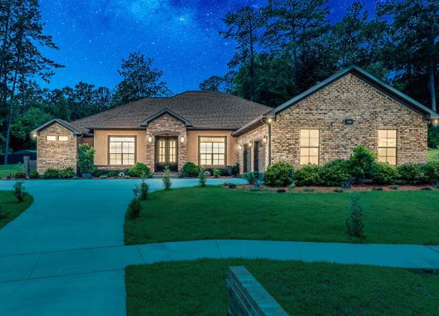 Property at 6476 Tracy Ln, Tallahassee, FL 32309, 4 beds, 3 baths