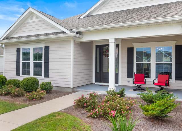 Property at 69 Shelby Dr, Crawfordville, FL 32327, 4 beds, 3.5 baths